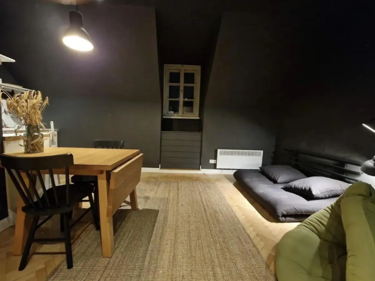 Ciekawe Mieszkanie Na Starym Miescie, Mega Klimat Warsaw Poland